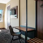 Amsterdam Hotel 3*