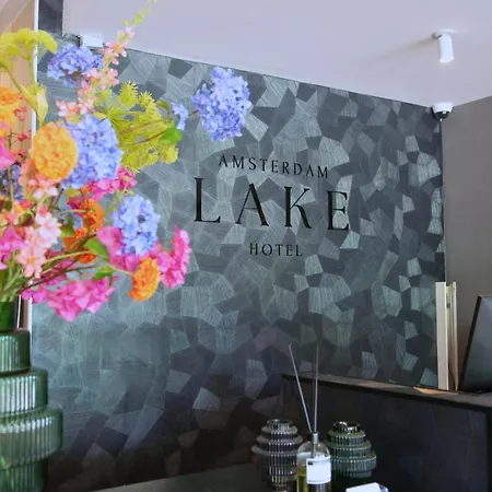 Amsterdam باتهوفيدوربْ