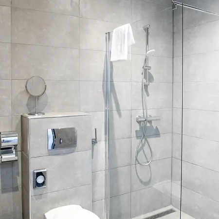 Amsterdam باتهوفيدوربْ