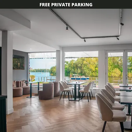 Amsterdam باتهوفيدوربْ