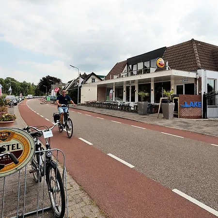 Amsterdam Otel 3*